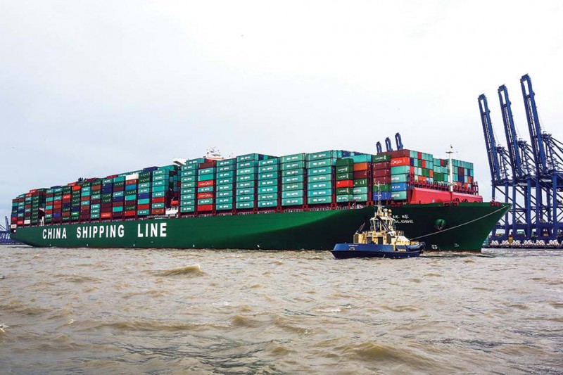 CSCL Globe at The Port of Felixstowe on 7th January 2015