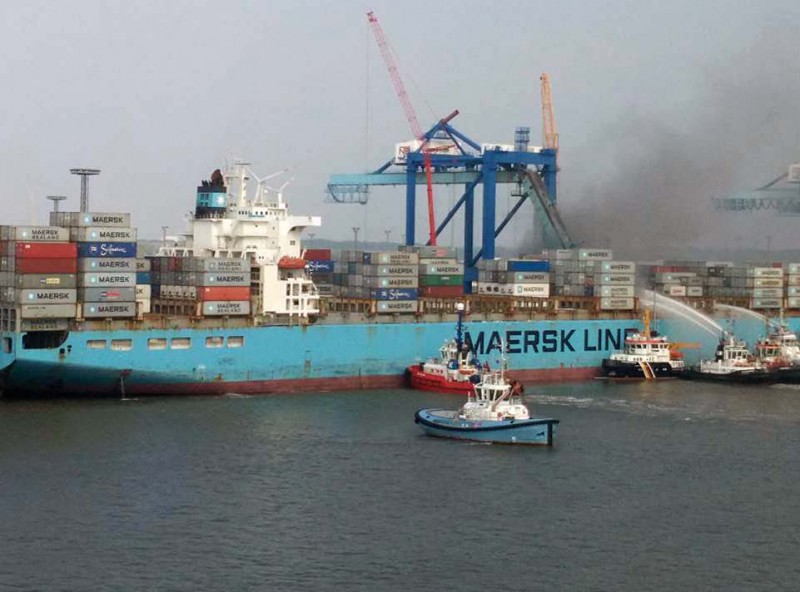 S1508-04-Maersk fire