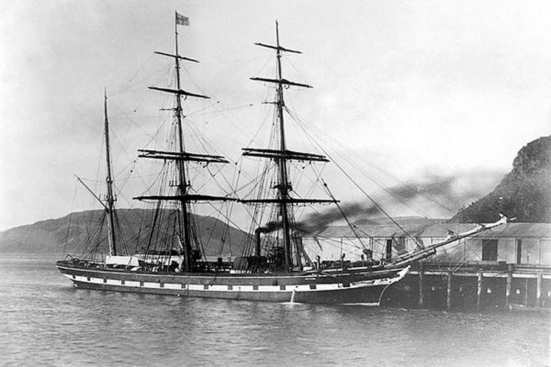 The 898gt Mataura was built in 1868 by Aitken & Mansel at Whiteinch as the Dunfillan for Wm. Ross & Co., joining NZSSCo in 1873. In 1895 she was sold to Capt. Bruusgaard of Drammen, Norway and renamed Alida. On 24th August 1900 she was dismasted in the Pacific and abandoned.