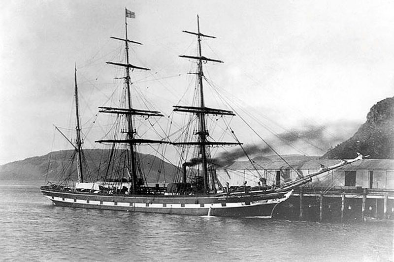 The 898gt Mataura was built in 1868 by Aitken & Mansel at Whiteinch as the Dunfillan for Wm. Ross & Co., joining NZSSCo in 1873. In 1895 she was sold to Capt. Bruusgaard of Drammen, Norway and renamed Alida. On 24th August 1900 she was dismasted in the Pacific and abandoned.