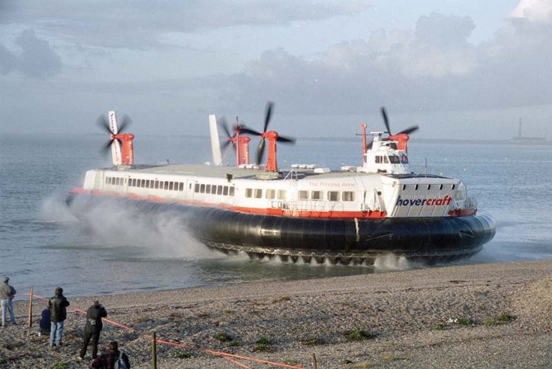 S1604-08 The Princess Anne arriving Lee on Solent Dec 2000 Andrew Cooke