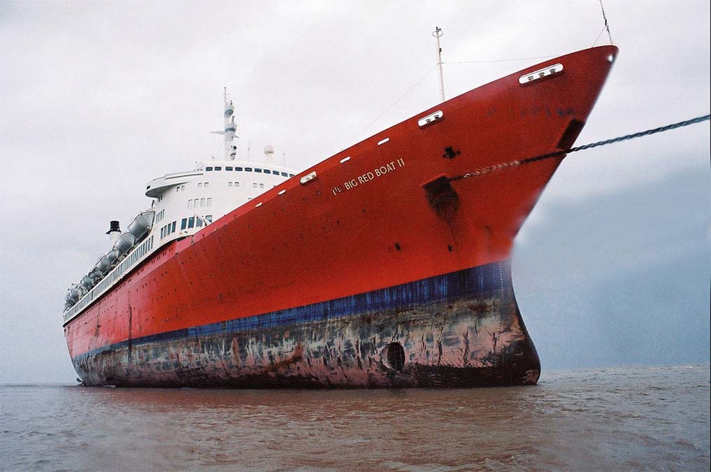 S170522 Big Red Boat II 4.tiff Shipping Today & Yesterday Magazine